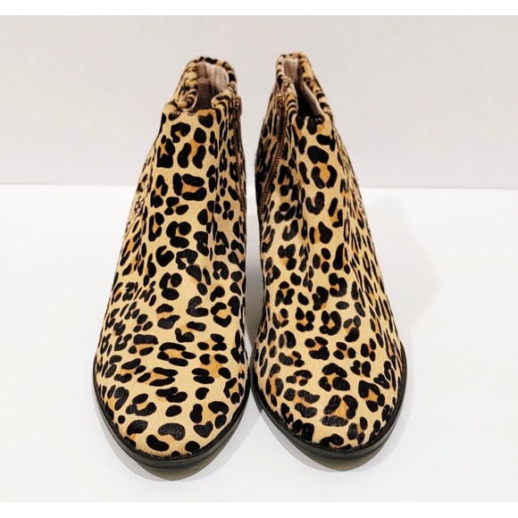 Vionic Georgia Leopard Cheetah Print Calf Hair Studded Ankle Boots Womens Size 8 - Picture 4 of 14
